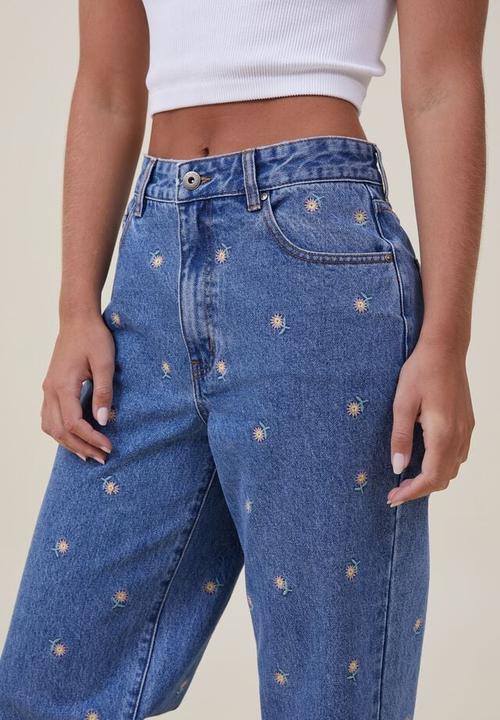 Cotton On - Loose straight jean - floral embroidery