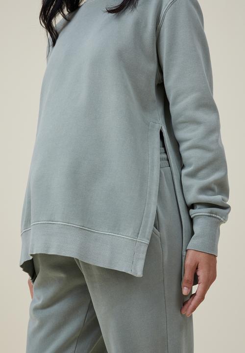 Cotton On - Maternity classic washed side split crew fleece - washed sage