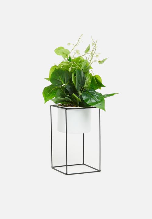 H&S - Artificial plant in stand - white