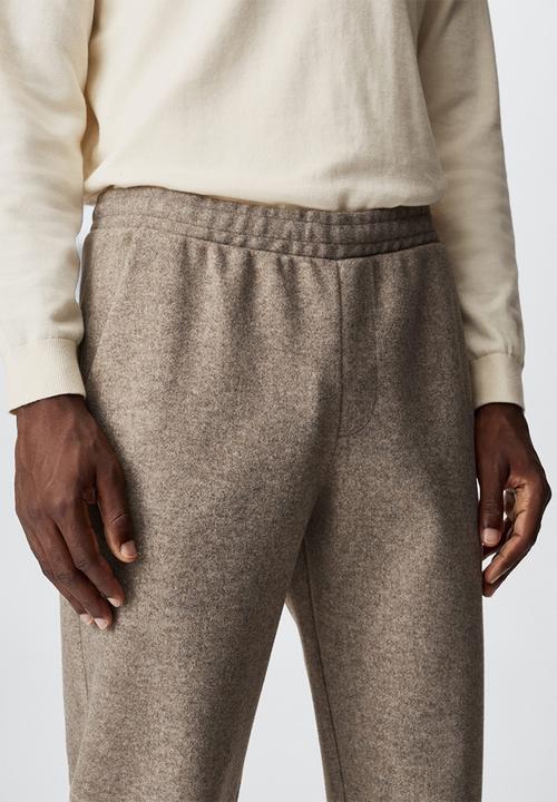 MANGO - Textured luxxe jogger - beige