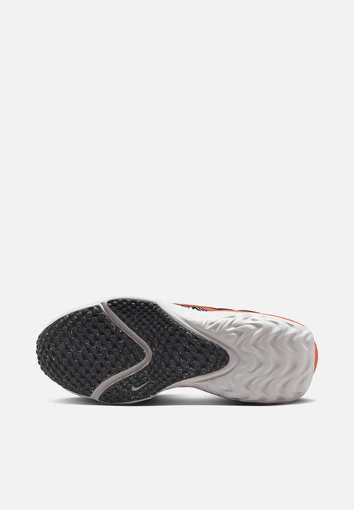 Nike - Nike Run Flow JP