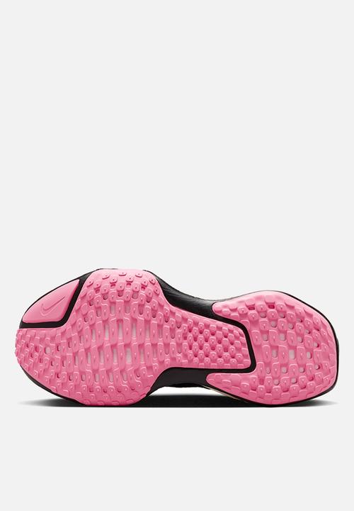 Nike - Nike Invincible 3