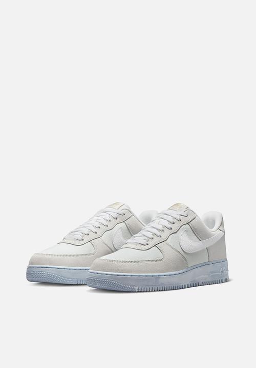 Nike - Air Force 1 '07 LV8 emb