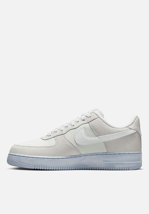 Nike - Air Force 1 '07 LV8 emb