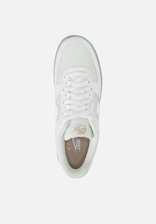 Nike - Air Force 1 '07 LV8 emb
