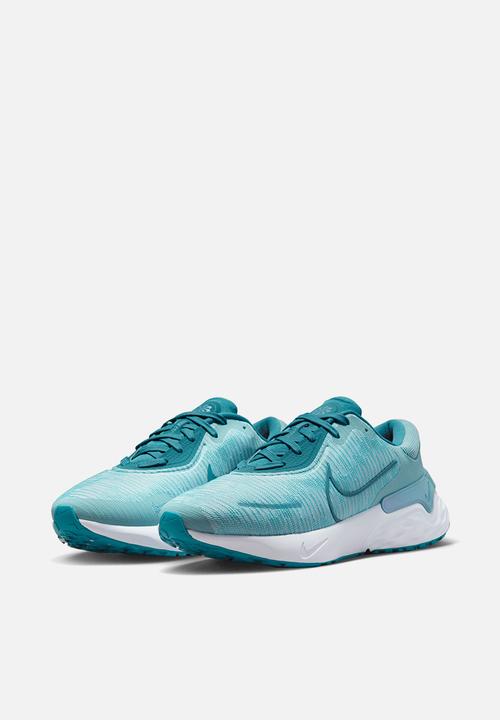 Nike - Renew run 4