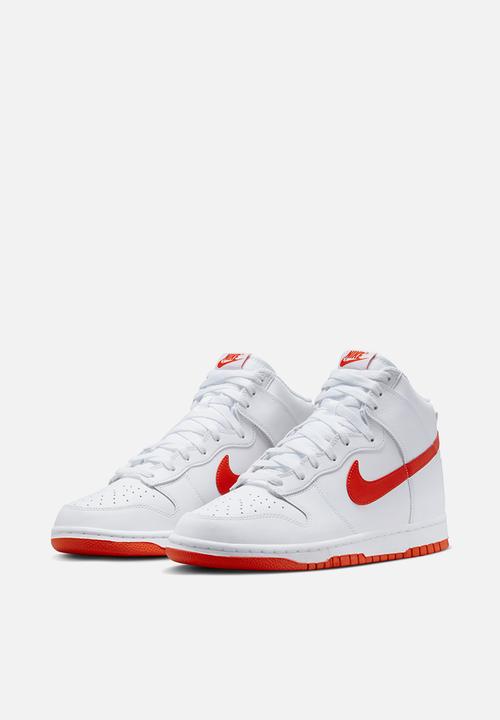 Nike - Dunk Hi Retro