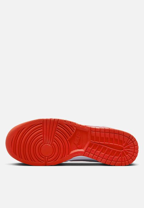 Nike - Dunk Hi Retro