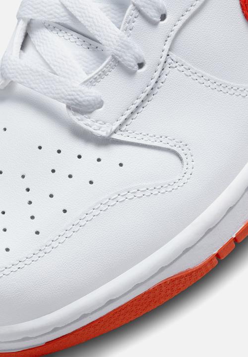 Nike - Dunk Hi Retro