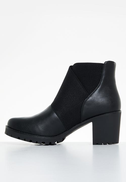 Butterfly Feet - Esther 3 ankle boot - black