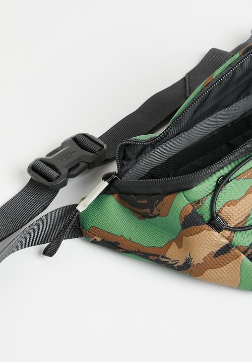 The North Face - Deep grass green painted camo print - asphalt grey