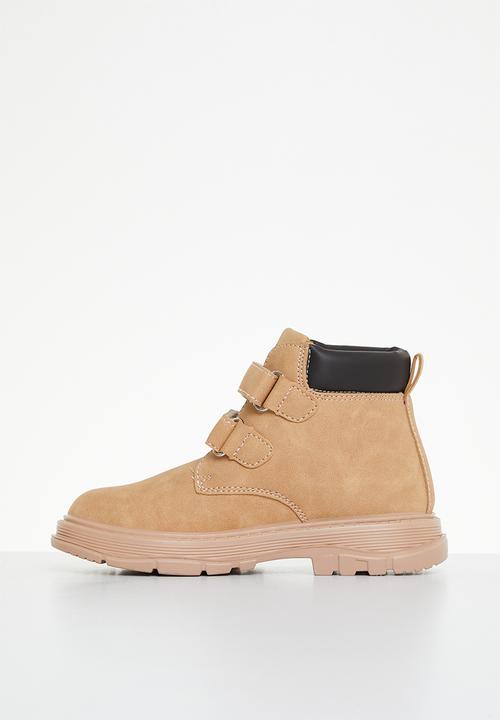 Pop Candy - Velcro strap boot - camel