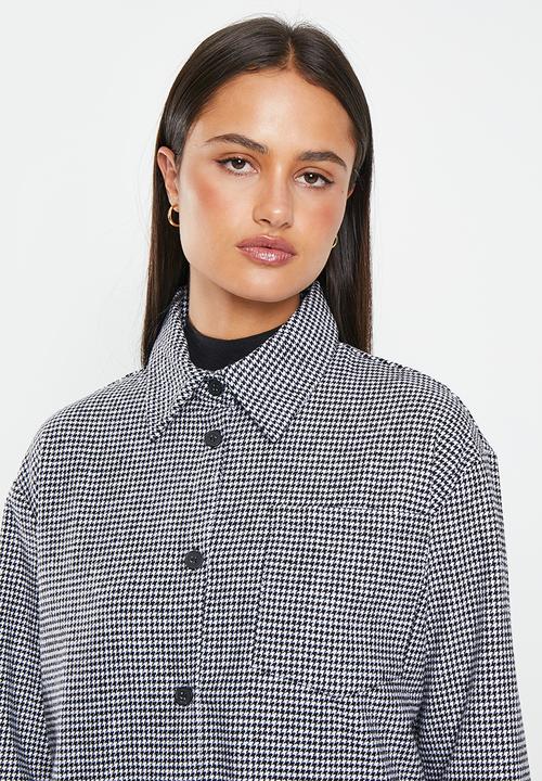 Daisy Street - Houndstooth shacket - black & white