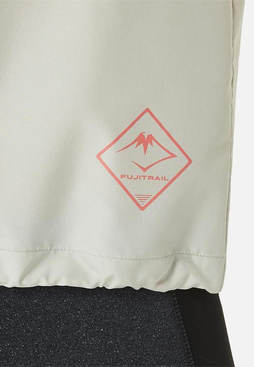 ASICS - Fujitrail anorak - sandstorm/light sage