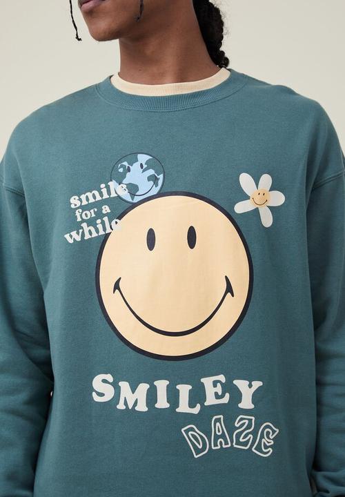 Cotton On - Smiley crew fleece - lcn smi wash forest/smiley 