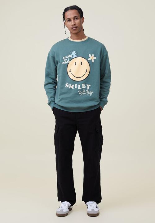 Cotton On - Smiley crew fleece - lcn smi wash forest/smiley 
