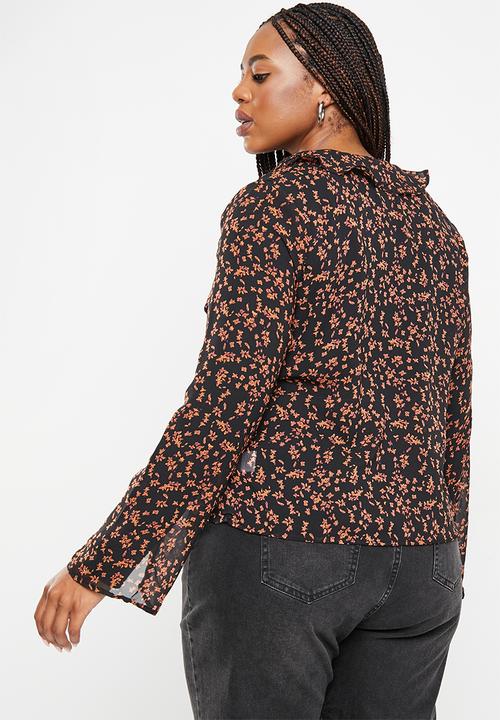 Glamorous - Plus floral flare blouse - black & orange
