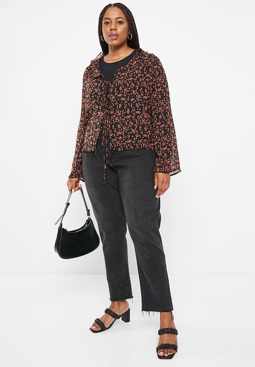 Glamorous - Plus floral flare blouse - black & orange