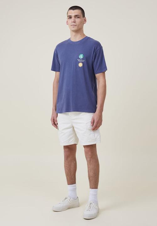 Cotton On - Smiley loose fit t-shirt - lcn smi indigo/smiley daze 