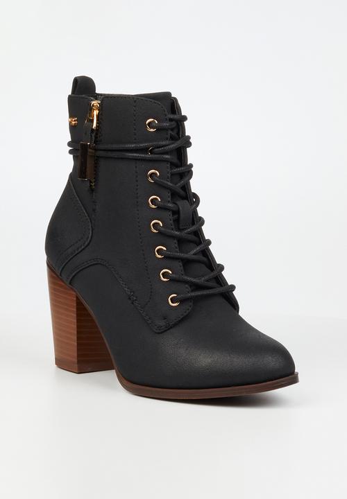 Miss Black - Ahlam 2 lace-up ankle boot - black