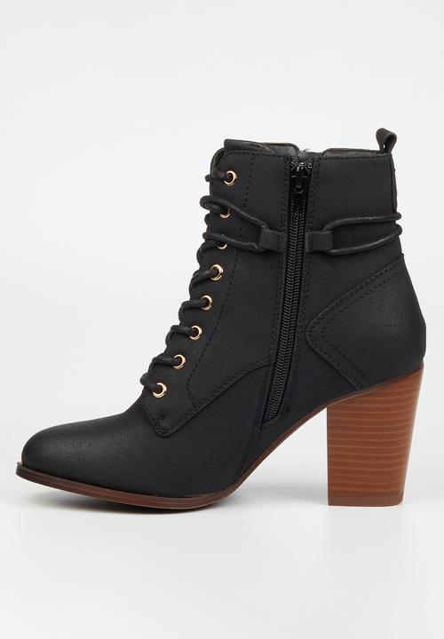 Miss Black - Ahlam 2 lace-up ankle boot - black