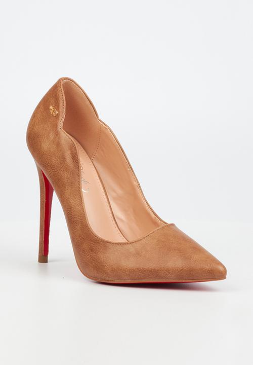 Miss Black - Lou9 court heel - brown