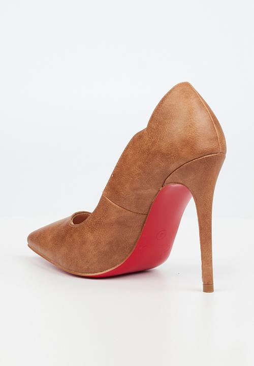 Miss Black - Lou9 court heel - brown