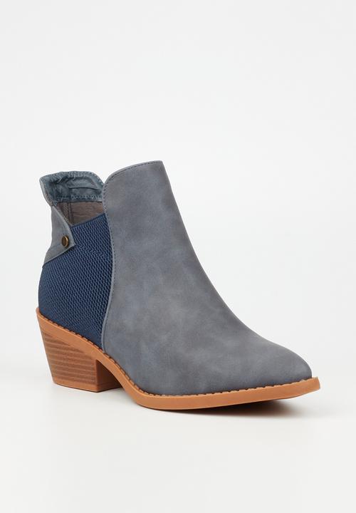Butterfly Feet - Coraline 1 ankle boot - navy