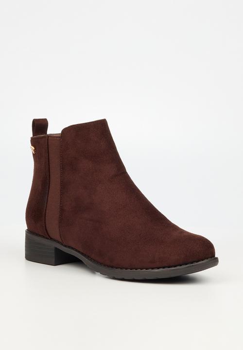 Butterfly Feet - Huda 7 ankle boot - choc