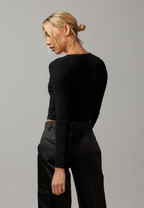 Factorie - Long sleeve clasp front knit top - black