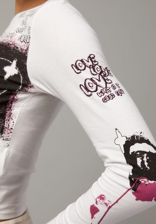 Factorie - Long sleeve fitted graphic tee - white/y2k sketch