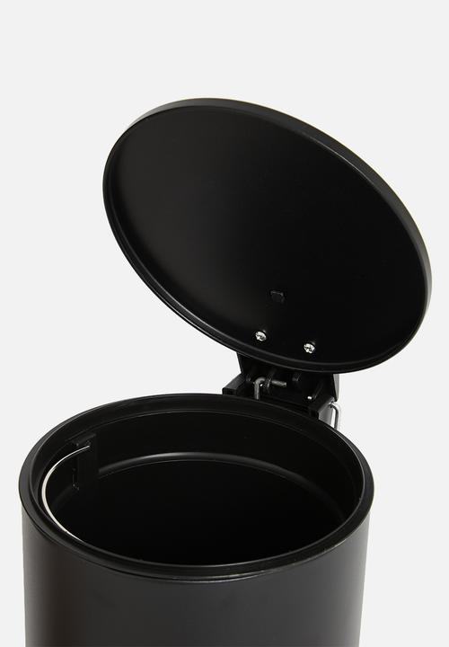 Bathroom Solutions - 3l pedal bin - black