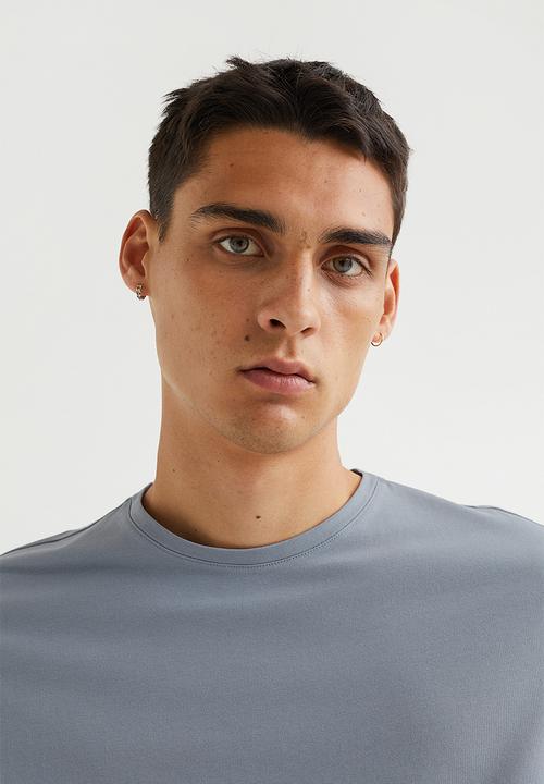H&M - Slim fit round-necked T-shirt - grey