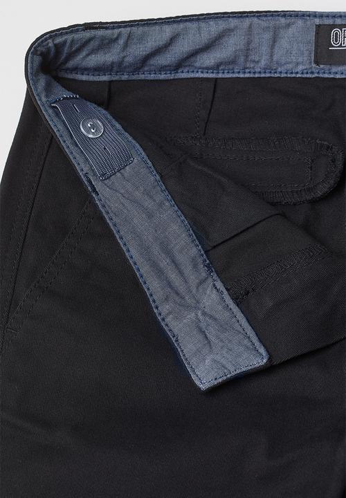 H&M - Slim fit chinos - black