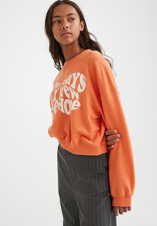 H&M - Oversized sweatshirt - orange/butterfly