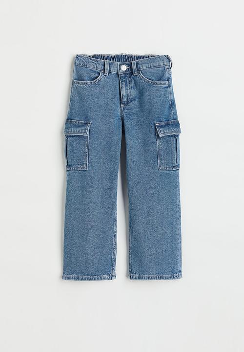 H&M - Comfort stretch wide fit cargo jeans - denim blue