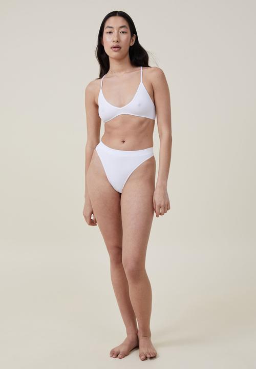 Cotton On - Seamless rib triangle bralette - white