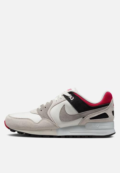 Nike - Air Pegasus '89