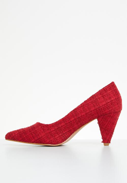 Superbalist - Thea court cone heel - red