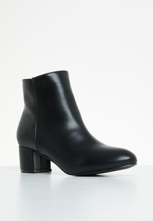 edit - Tippi ankle boot - black