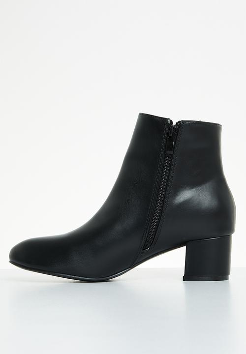 edit - Tippi ankle boot - black