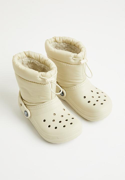 Crocs - Classic lined neo puff boot k - bone