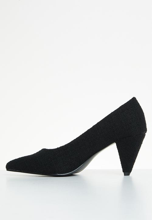 Superbalist - Thea court cone heel - black