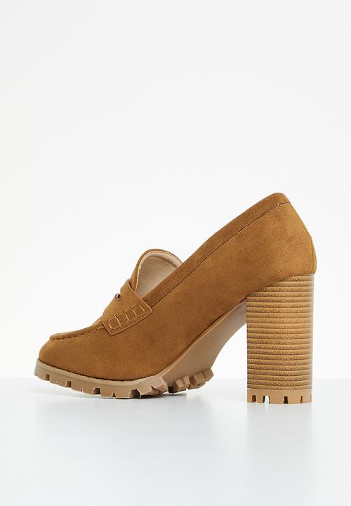 Superbalist - Winter court heel - tan