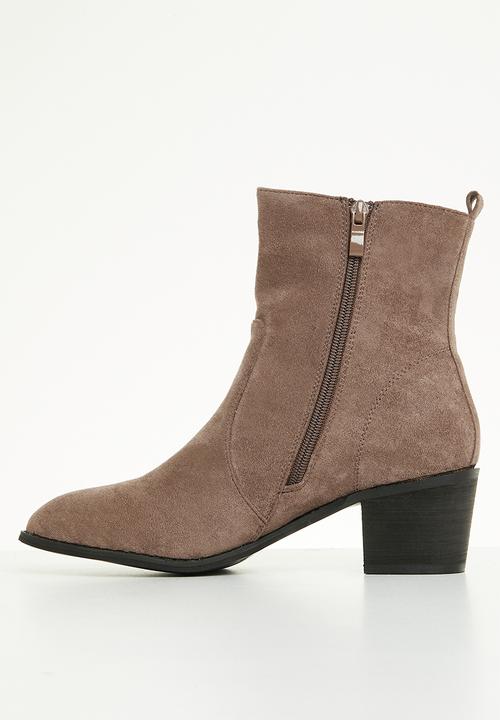 Superbalist - Afia ankle boot - taupe