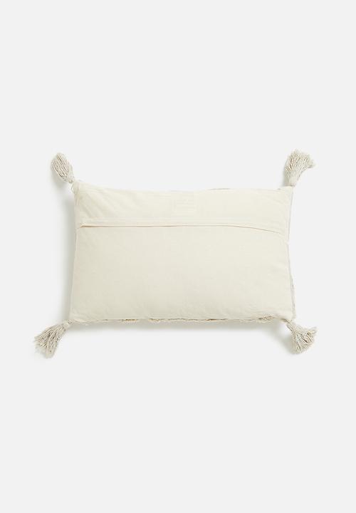 H&S - Archy cushion - cream