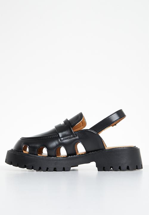 Footwork - Tassie flat shoe - black