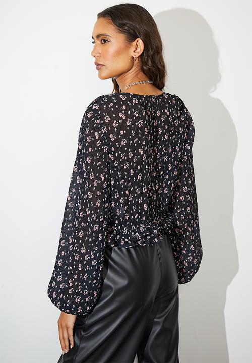 Superbalist - Front button ditsy blouse - black floral