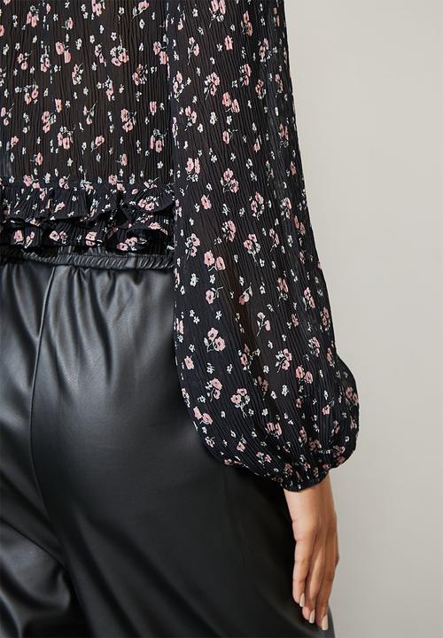 Superbalist - Front button ditsy blouse - black floral