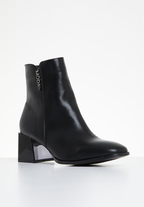 Footwork - Duks ankle boot - black